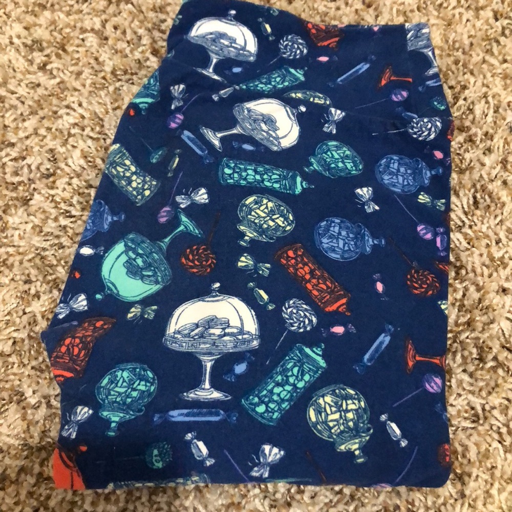 Lularoe OS leggings UNICORN candy and macaroons